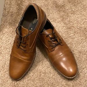 Dress shoes
